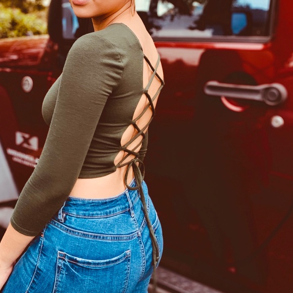 Crop Top - Picture 1 of 4